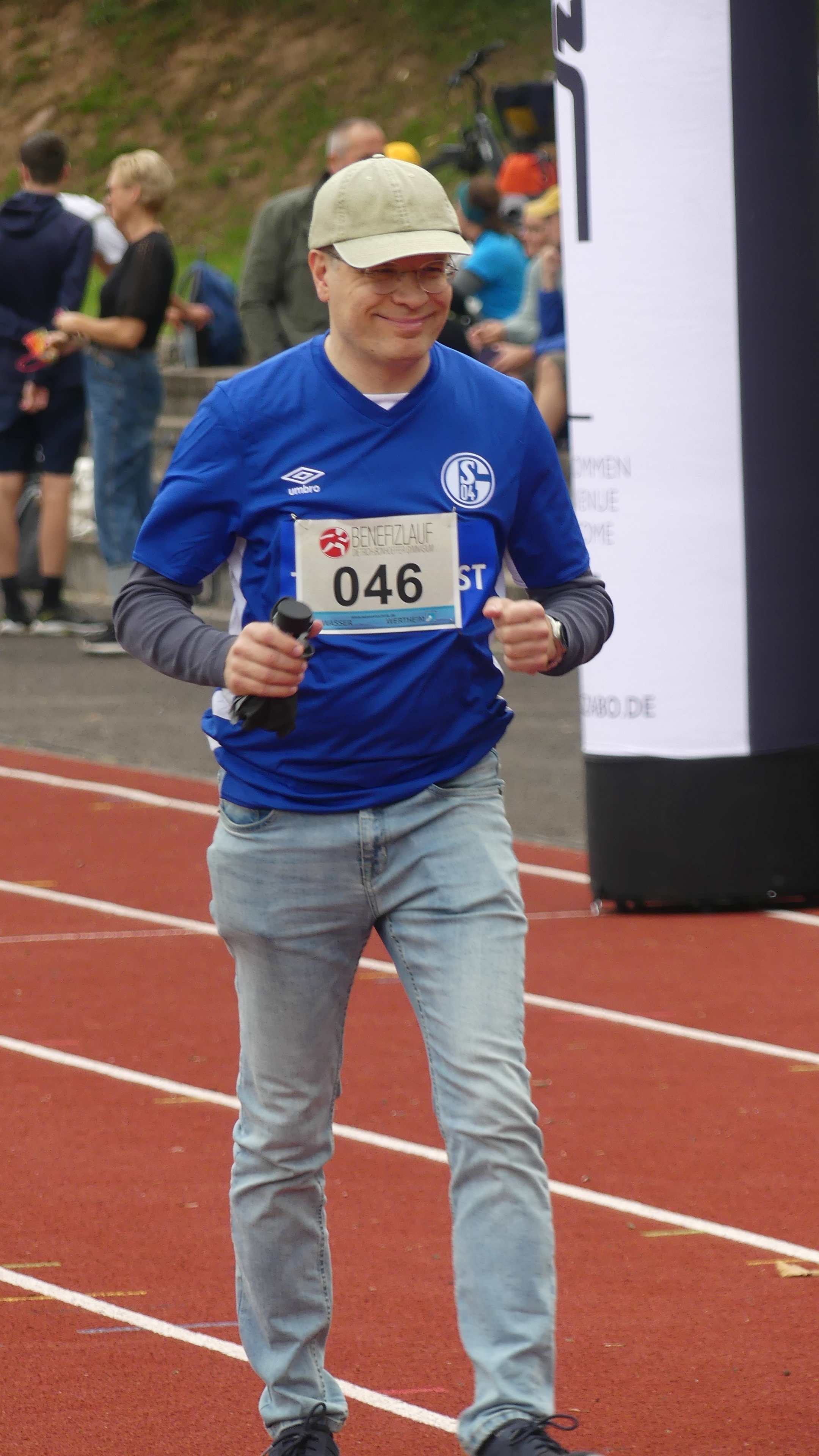 Bild vom 15. Benefizlauf im Jahr 2025. Dies ist das 135. Bild.